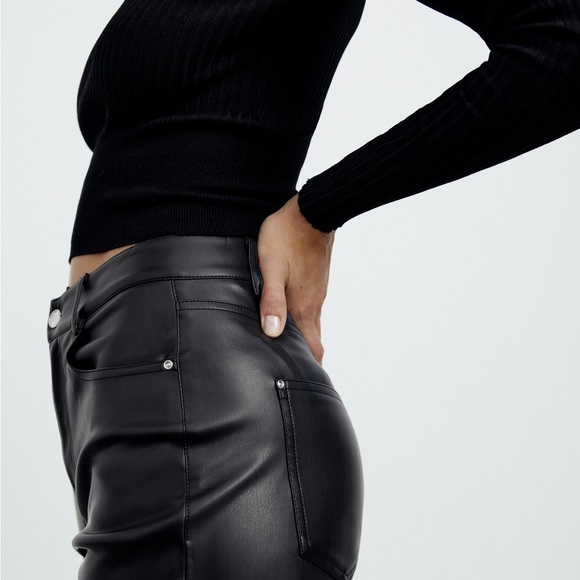 Zara Faux Leather Mom-Fit Pants - Picture 4 of 8